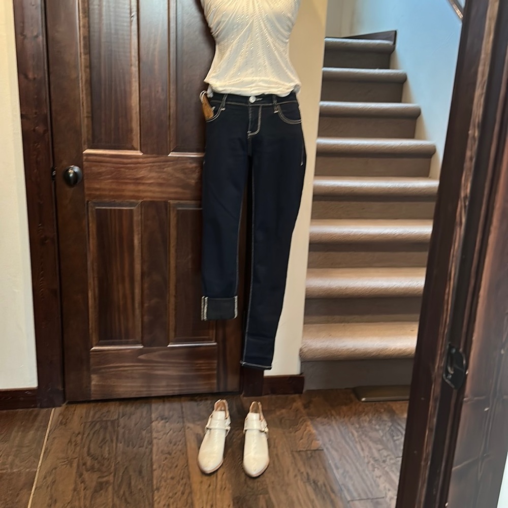 New daytrip jeans from Buckle w tags indigo blue, stretch 28R 30” inseam or roll